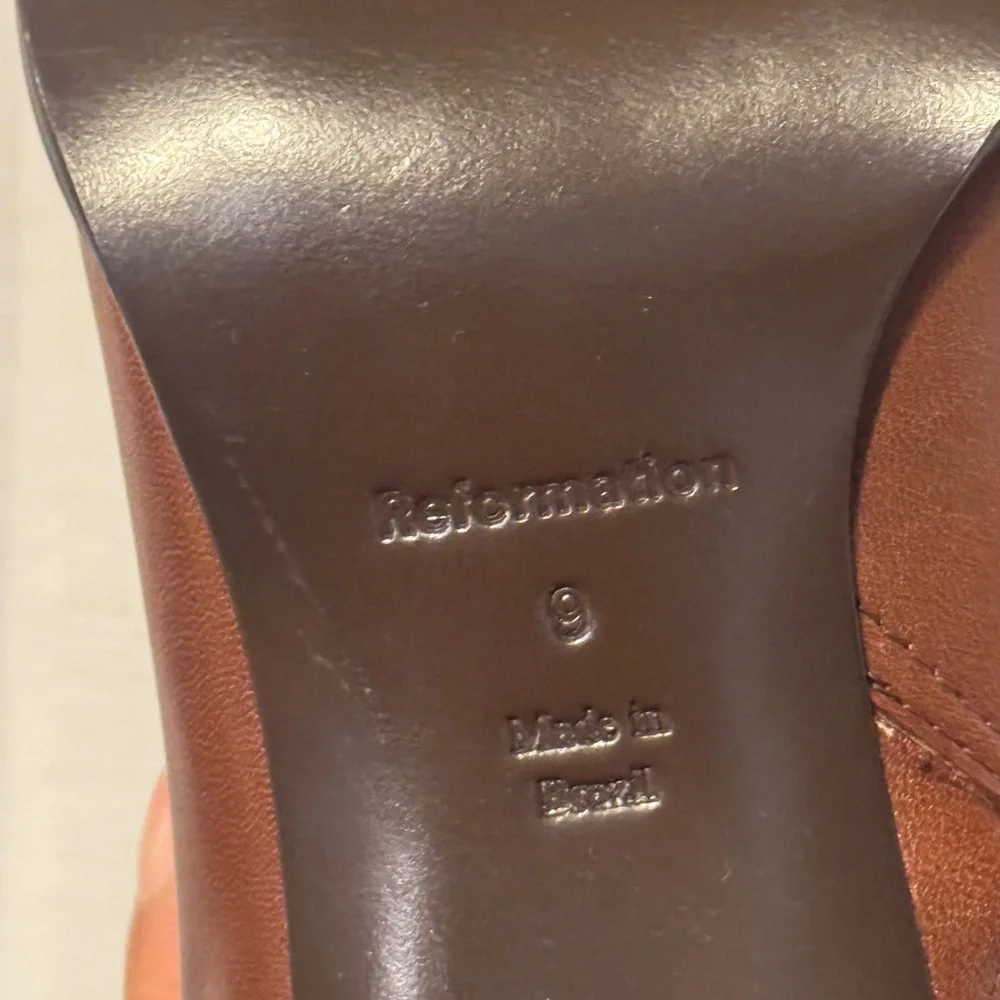 Reformation Claudette Ankle Boot
Cavalier Leather - Picture 6 of 8